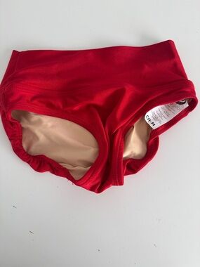 Ilogear high waisted dancers brief. Fully lined. Red. Size child med